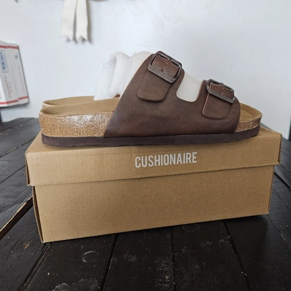 Cushionaire NIB Women's 8 Oily Brown Double-Buckle Sandals with Cork Footbed
